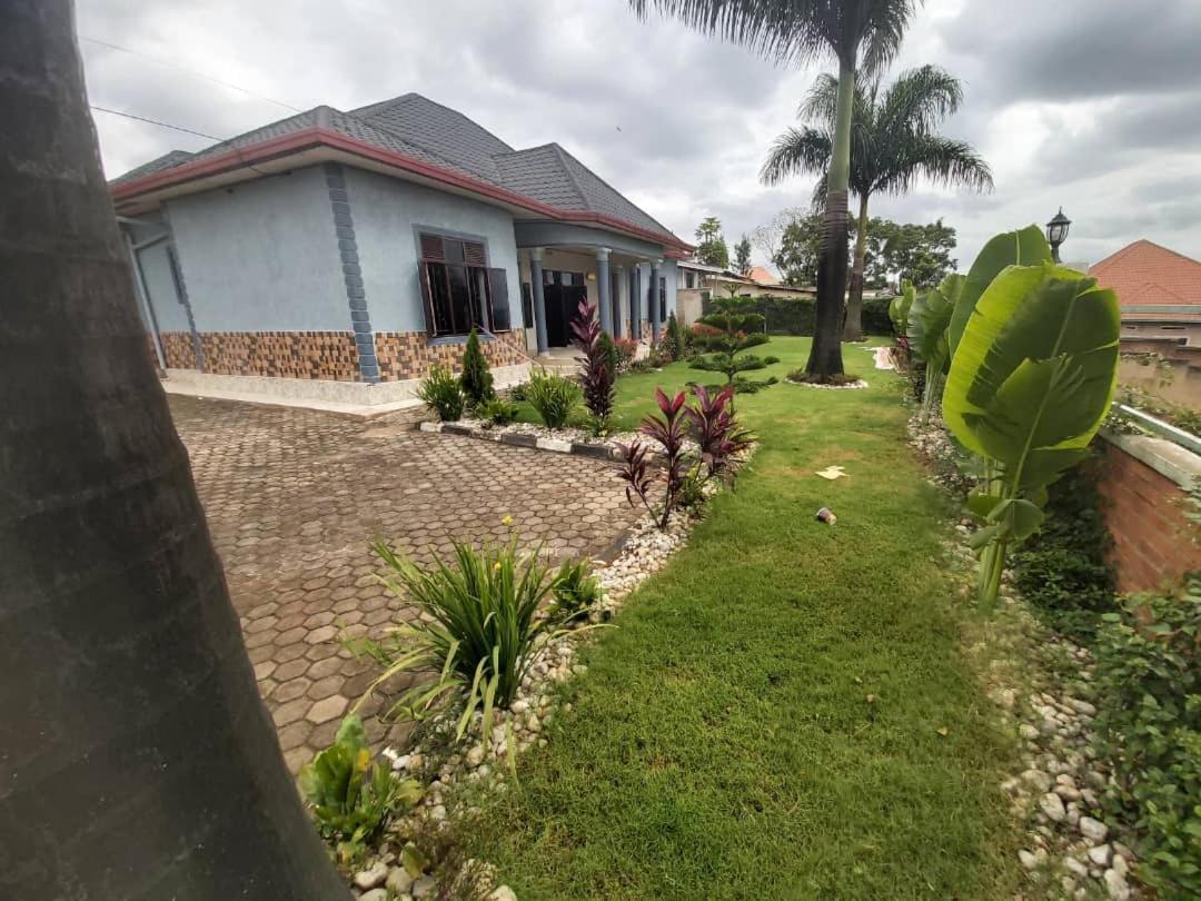 Comfort B&B Kigali Eksteriør bilde