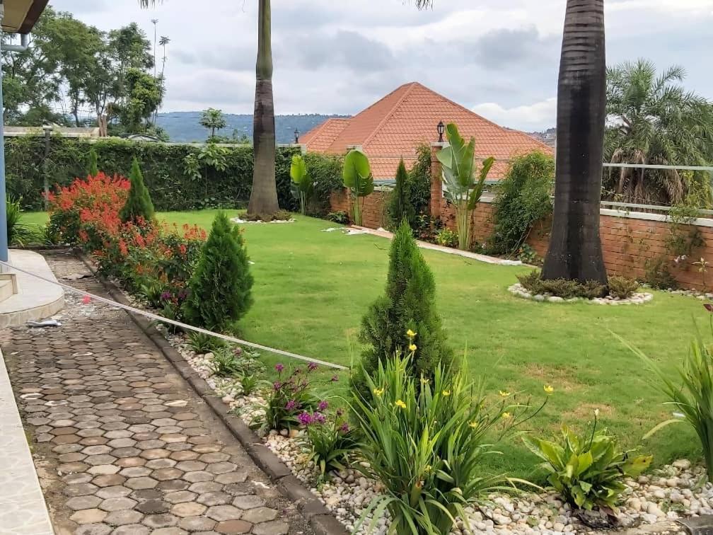 Comfort B&B Kigali Eksteriør bilde