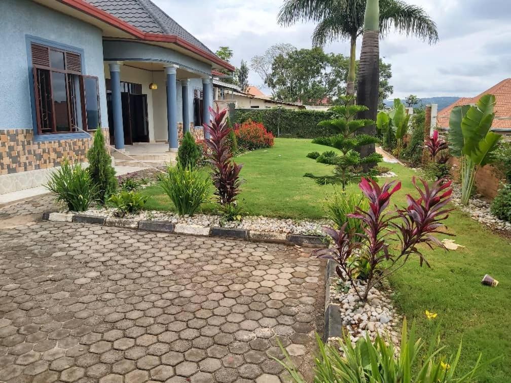 Comfort B&B Kigali Eksteriør bilde